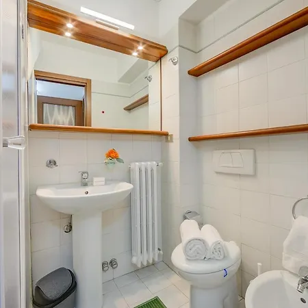 Appartement Leonardo House Garden In Center - Happy Stresa