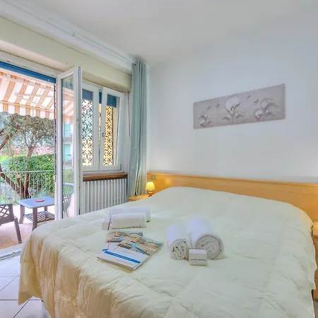 Appartement Leonardo House Garden In Center - Happy Stresa