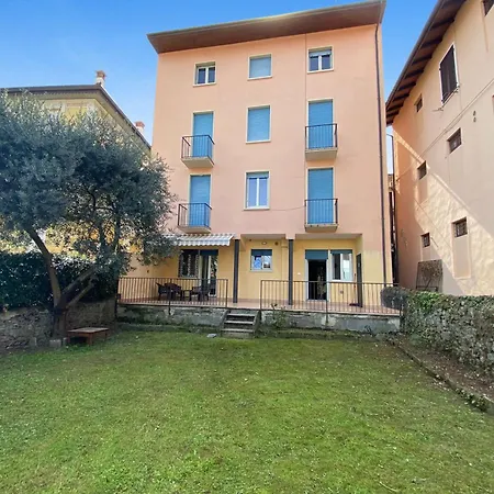 Appartement Leonardo House Garden In Center - Happy