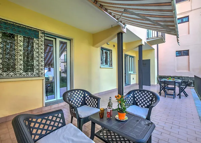 Leonardo House Garden Center - Happy شقة
